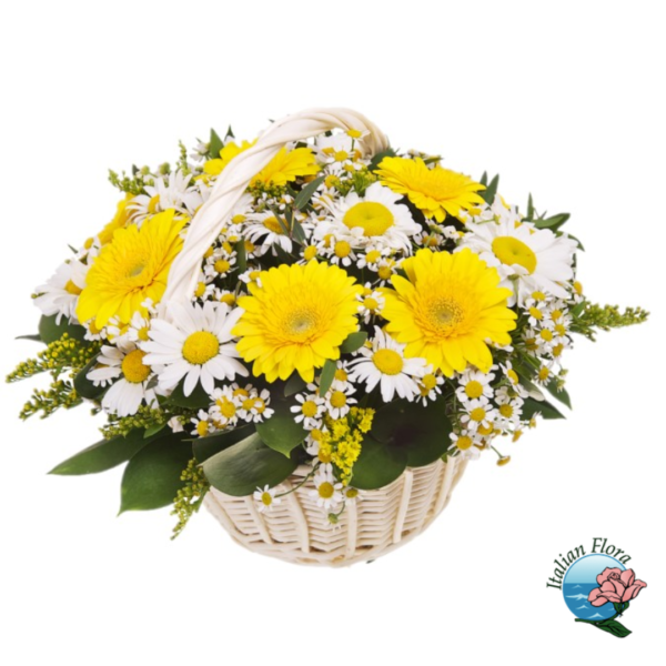 Cesta de flores amarillas y blancas