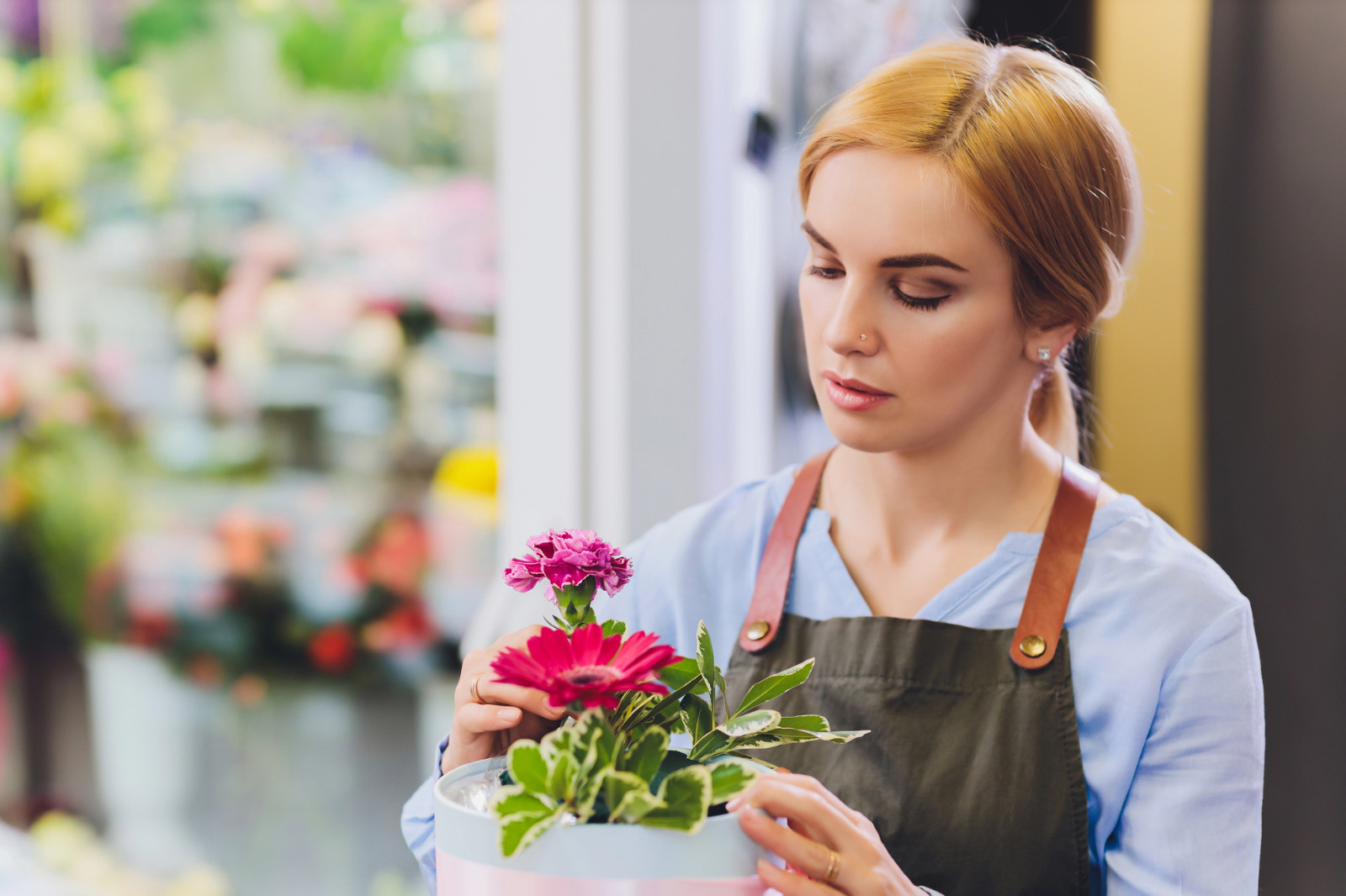 send flowers to a funeral abroad