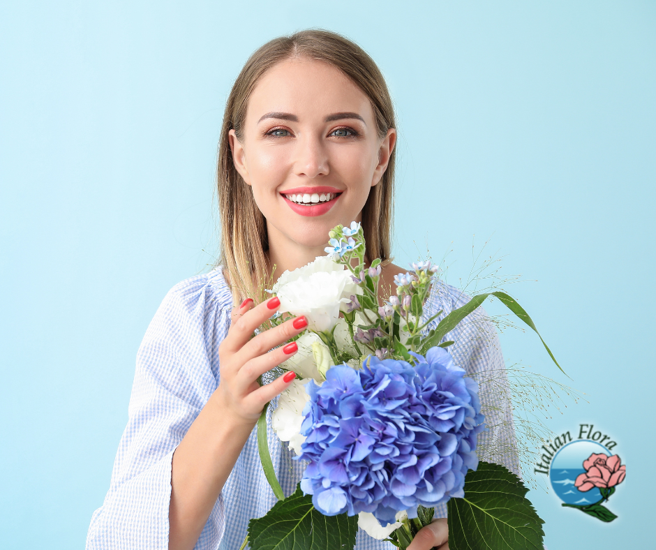 Send Blue Flowers Online